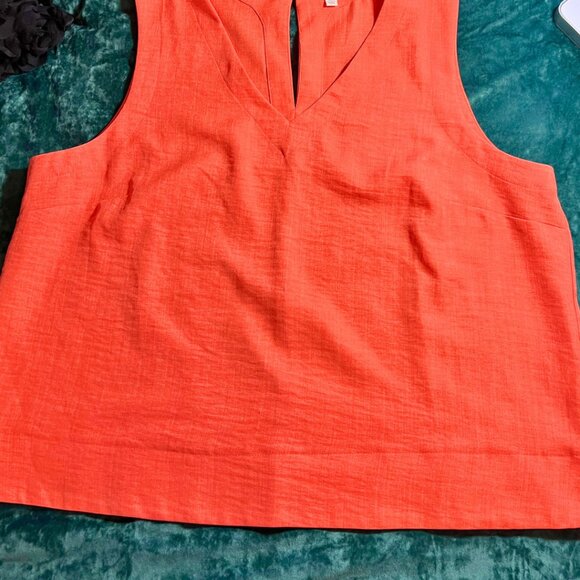 Nine Britton Sleeveless Split-Neck Top – Bright Coral – XXL - Picture 4 of 4
